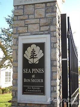 Sea Pines entrance