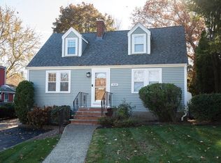 318 West St, Needham, MA 02494