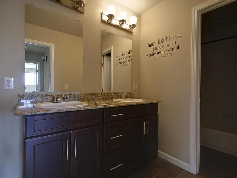 4509 Depew Ave — Photo 23