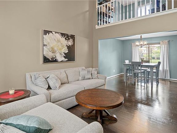 2nd image of 7349 Poppyseed Dr