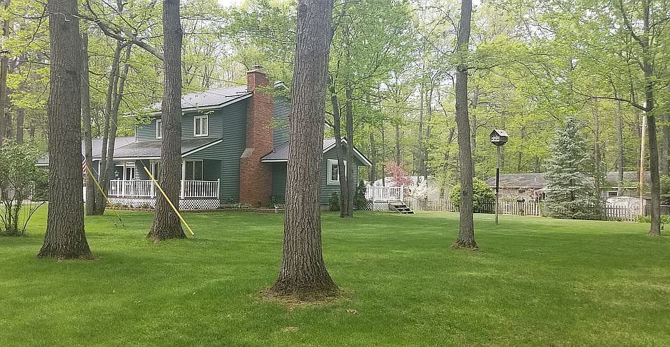 2nd image of 3380 Terrace Dr