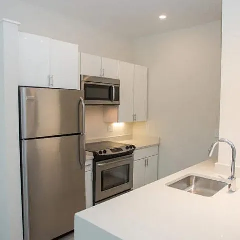 3825 Georgia — Photo 6