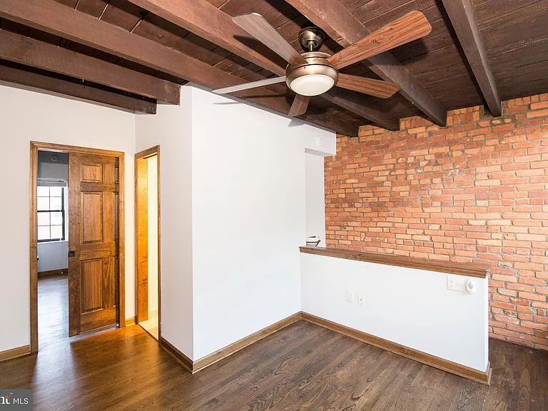 2430 Perot St — Photo 10