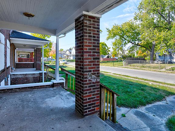3rd image of 1147-1153 E 20th Ave
