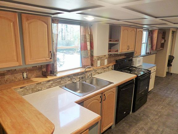 4th image of 4393 White Oak Dr