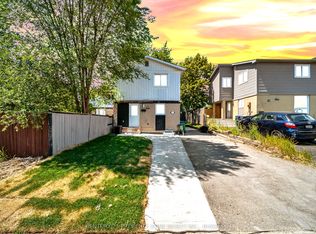 19 Horseshoe Ct, Brampton, ON L6S1S1