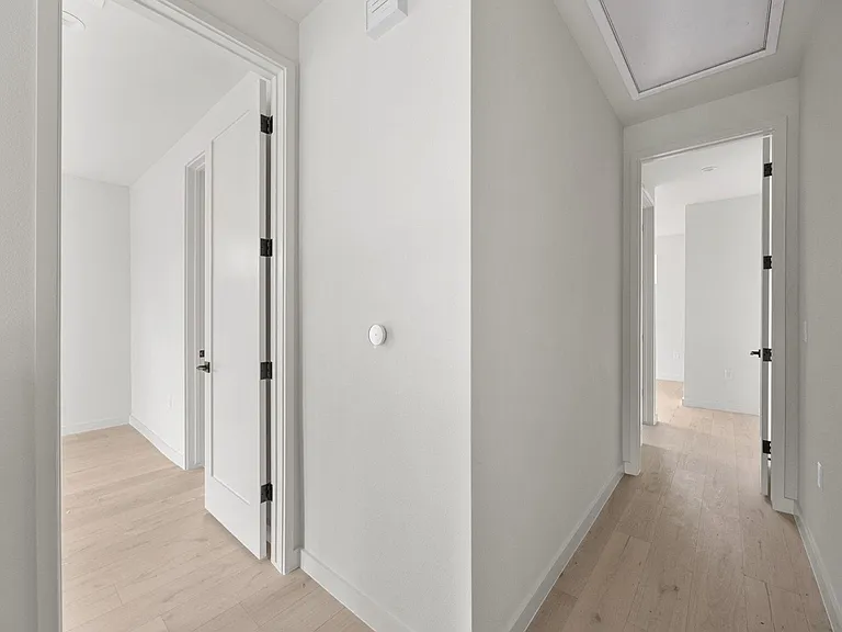 1709 Maple Ave #2B — Photo 22