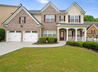 841 Sapphire Ln, Sugar Hill, GA 30518