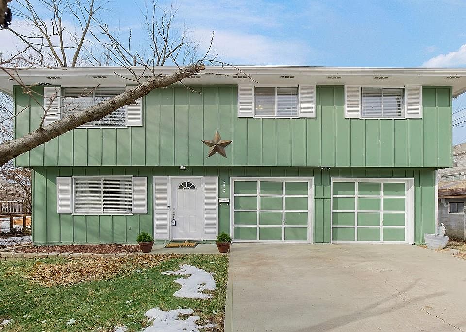 1st image of 4542 W 50th St