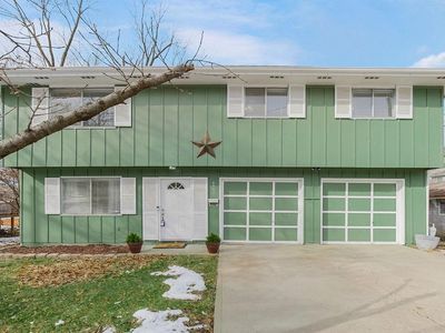 4542 W 50th St, Roeland Park, KS, 66205