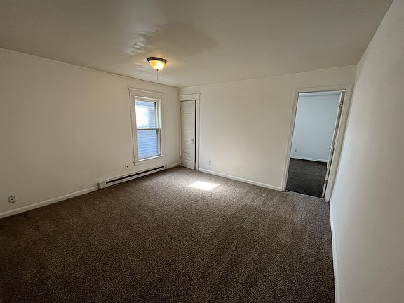 3rd image of 427 10th St #2