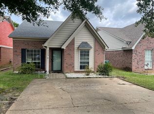 7349 Hugh Ln, Southaven, MS 38671