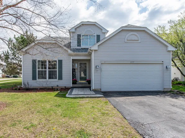 2177 W Wicklow Ln, Round Lake, IL 60073
