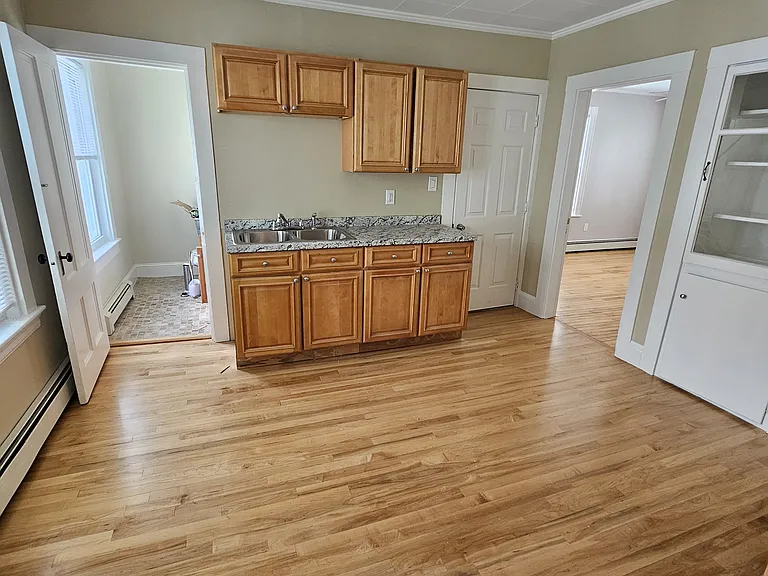 998 South St #3 — Photo 2