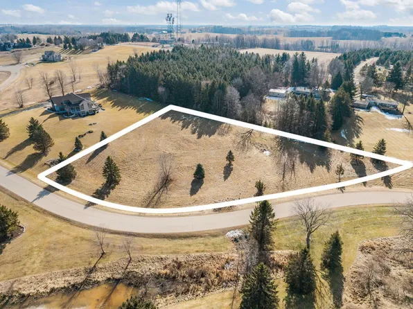 Hackberry Hills Rd #45, Hortonville, WI 54944