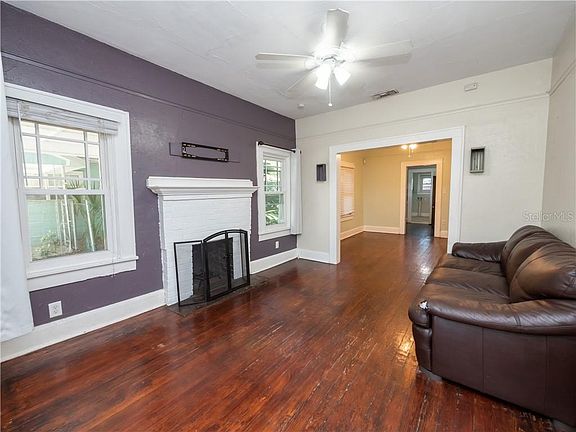 4th image of 405 W Patterson St