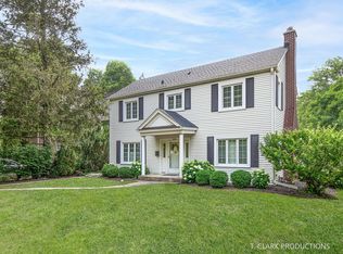 924 N Wheaton Ave, Wheaton, IL 60187