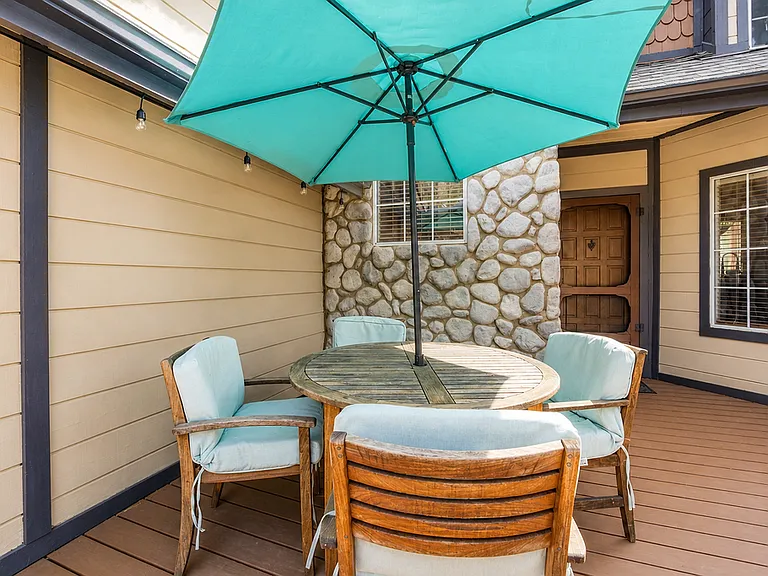 2116 Bernina Dr — Photo 18