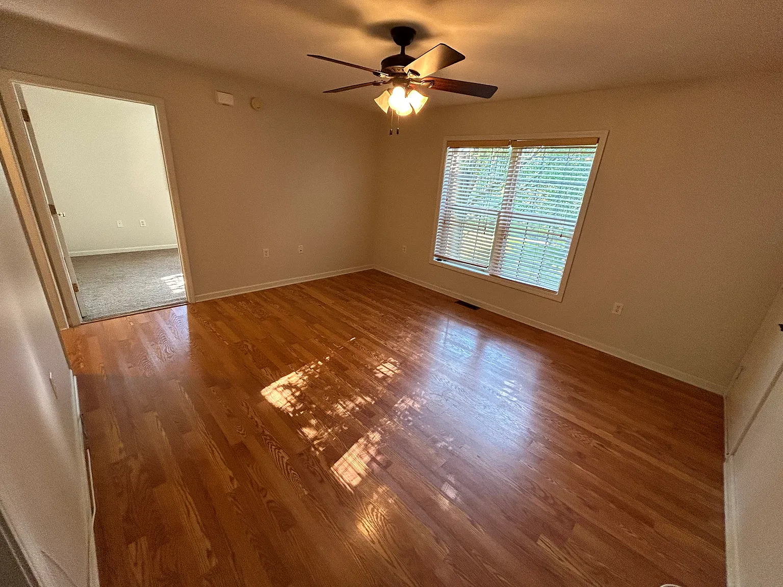 24 Bascom Ln — Photo 3