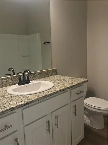 3 bed, 2.0 bath, 1690 sqft, $2,200 — Photo 4