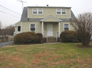 44 Coldevin Rd, Clark, NJ 07066