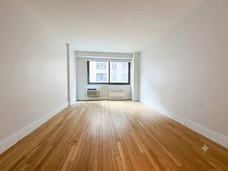 120 W 97th St #4D — Photo 9