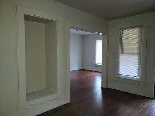 3 bed, 2334 sqft, $1,350 — Photo 4