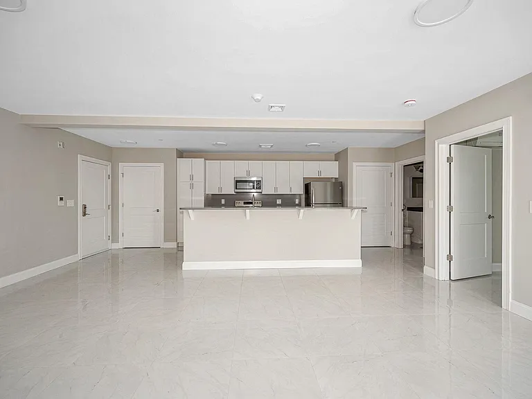 960 Main St #2101 — Photo 15