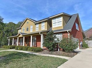 5968 Hermitage Dr, Pensacola, FL 32504