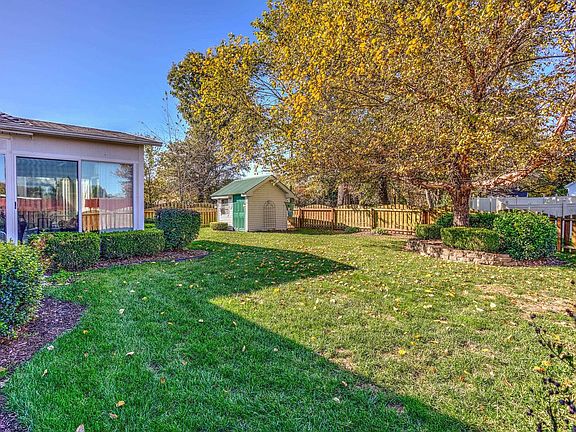5th image of 12302 Wayland Ct