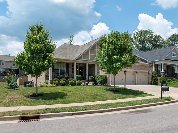 3rd image of 2848 Lakeside Meadows Cir