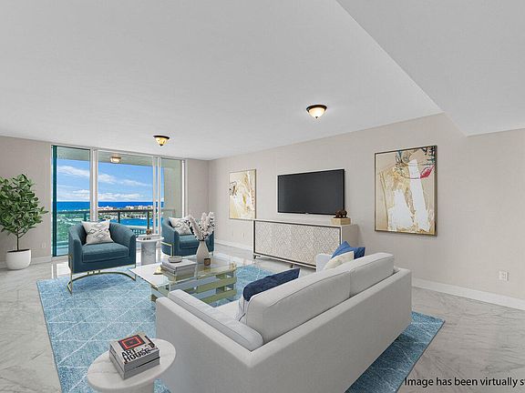 3rd image of 2640 Lake Shore Dr Unit 2009