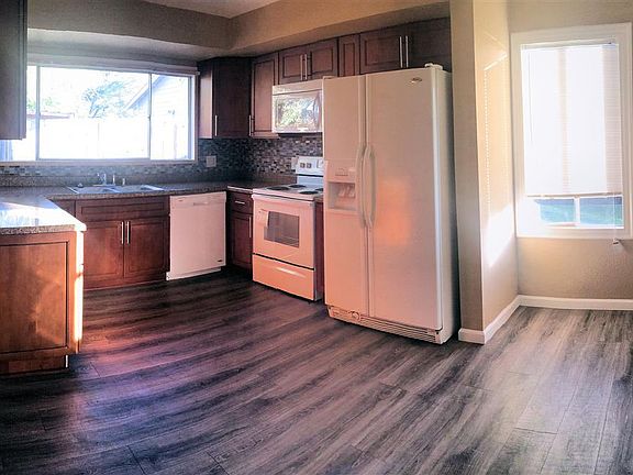 4th image of 1633 Viera Ave