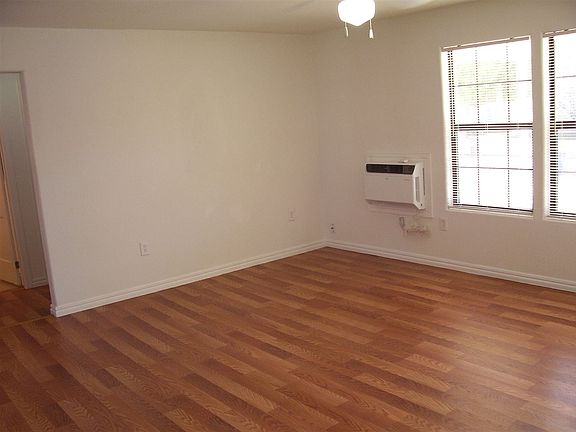 5th image of 1813 NW Andrews Ave