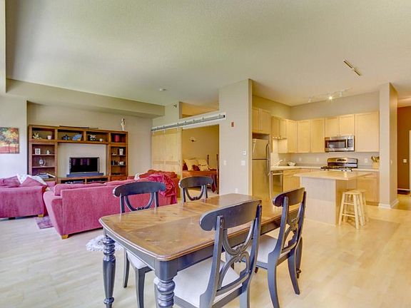 3rd image of 209 8th St E APT 307