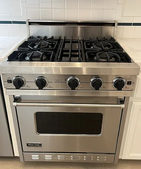 Viking Gas Range