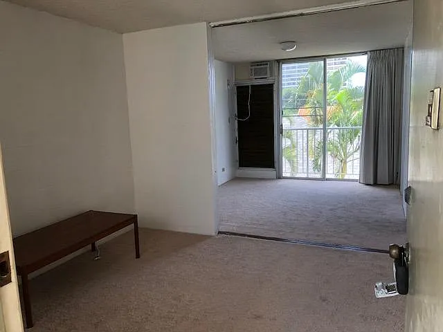 1637 Makiki St — Photo 2