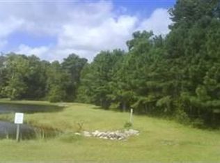 114 Cinema Dr, Wilmington, NC 28403