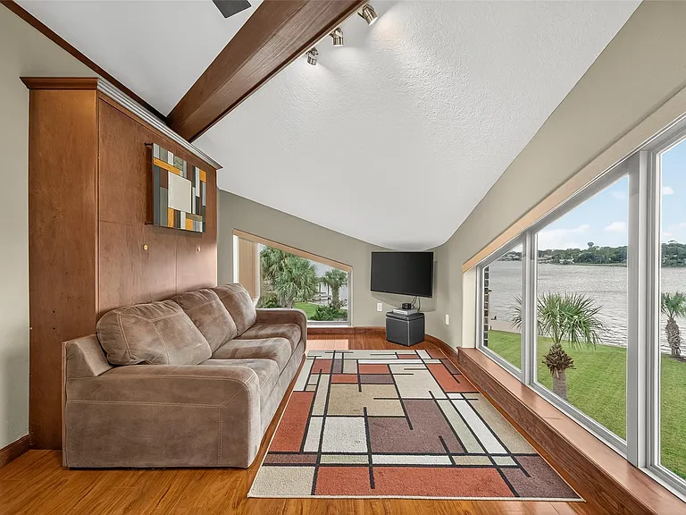 1623 Lake Arbor Dr — Photo 32