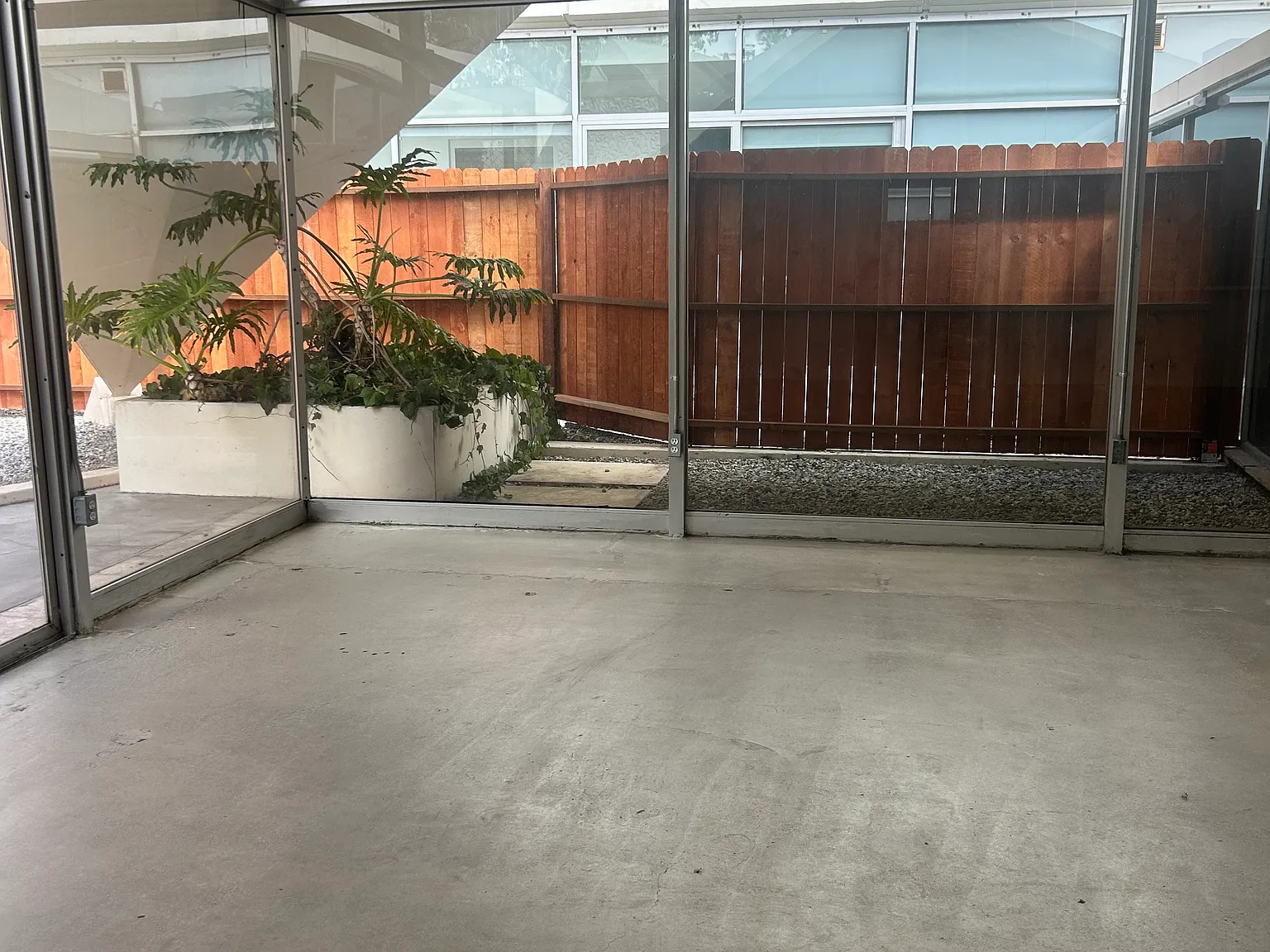 1 bed, 1400 sqft, $3,700 — Photo 4
