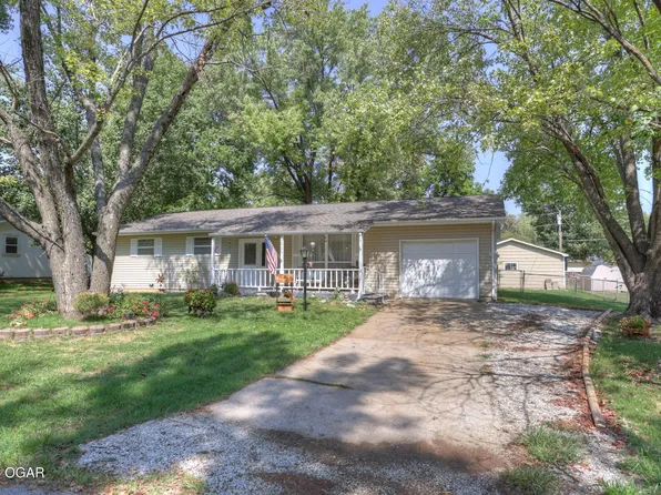1209 Craig Dr, Carl Junction, MO 64834