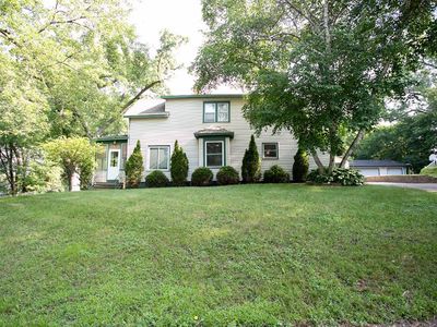 597 Kingston Ave E, Maplewood, MN, 55117