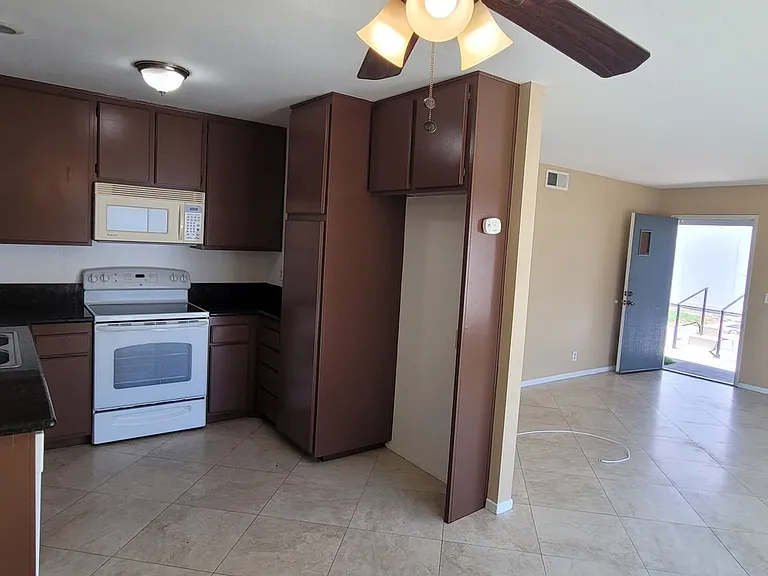 1017 Quiet Creek Ln — Photo 24