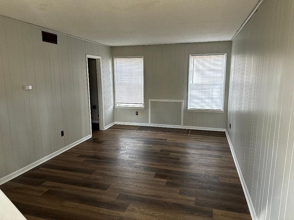 2nd image of 3138 Monterrey Sq