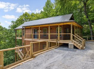 2624 Overholt Trl, Sevierville, TN 37862
