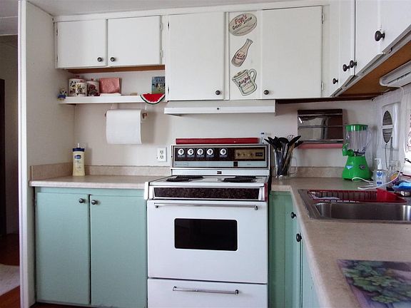 4th image of 10 Cactus Hills Ct