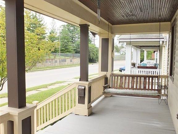 2nd image of 2741 Robertson Ave