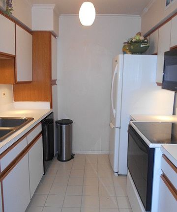 5th image of 6108 Knoll Valley Dr APT 307