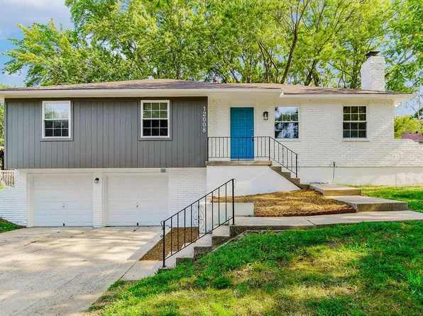 12008 E 54th Ter, Kansas City, MO 64133
