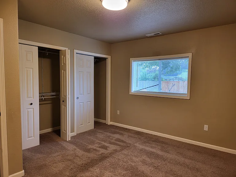 476 Marino Dr N — Photo 8